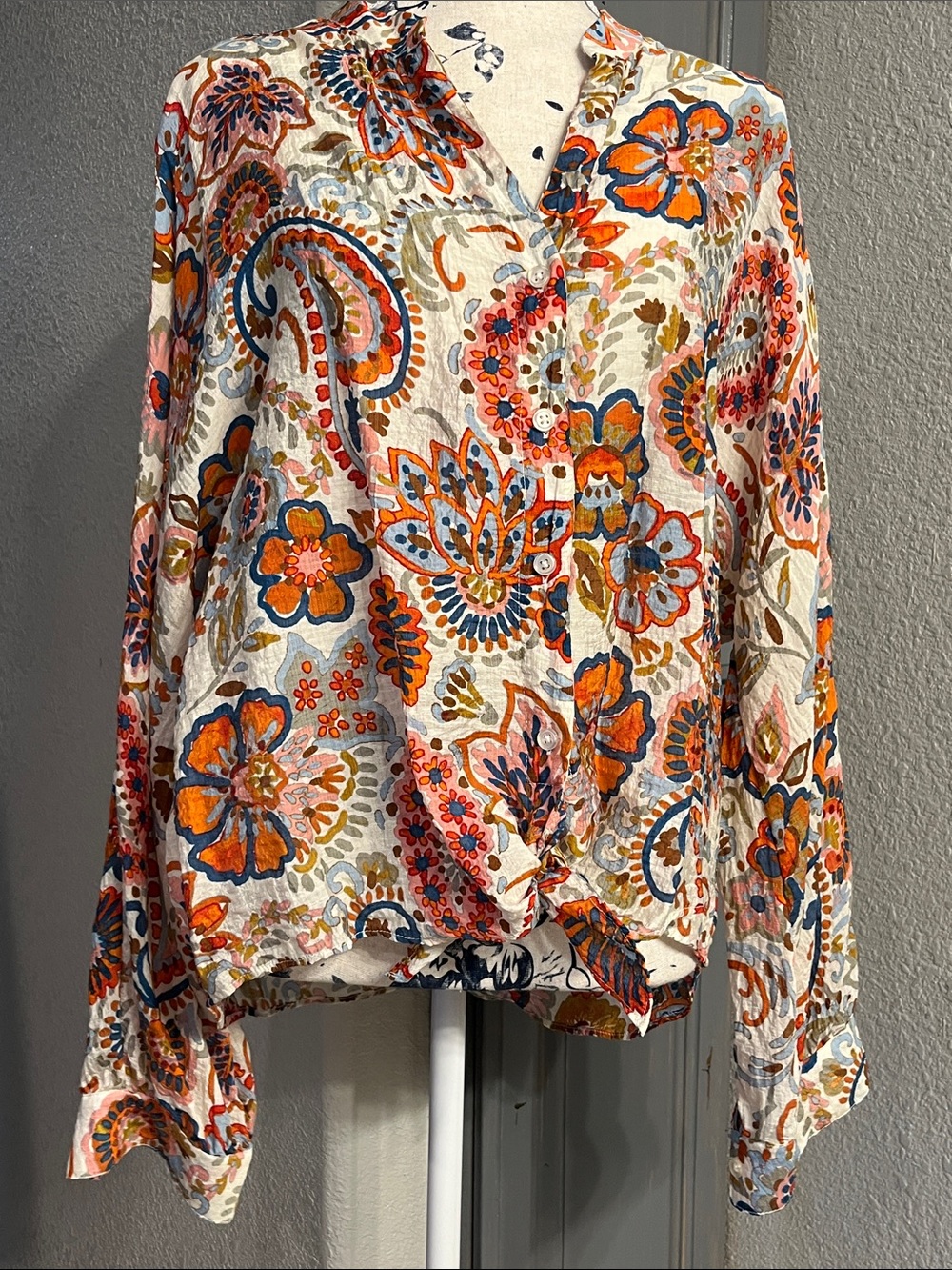 CeCe Orange Floral & Cream Paisley Button-Down Top